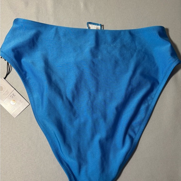 New with tags, womens size medium high rise cheeky swim bottoms, #H1013 - Picture 2 of 6